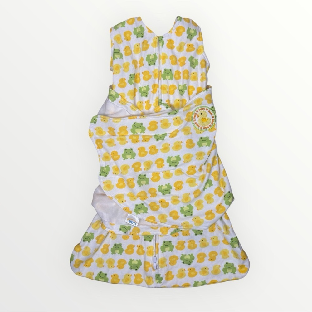 Halo SleepSack Swaddle Frogs & Ducks 100% Cotton Unisex Size Newborn 0-3 Months